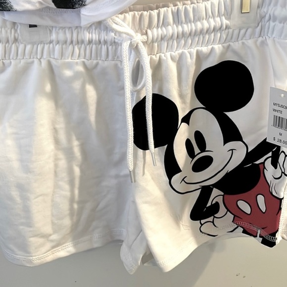 NWT Authentic 2-Piece Disney Mickey Mouse Graphic Shirt and Shorts SET - Picture 3 of 4